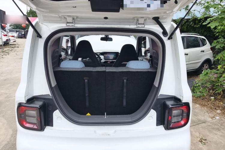 Used Geely Galaxy Panda 2024 Panda Mini 200km Endurance Bear Trunk