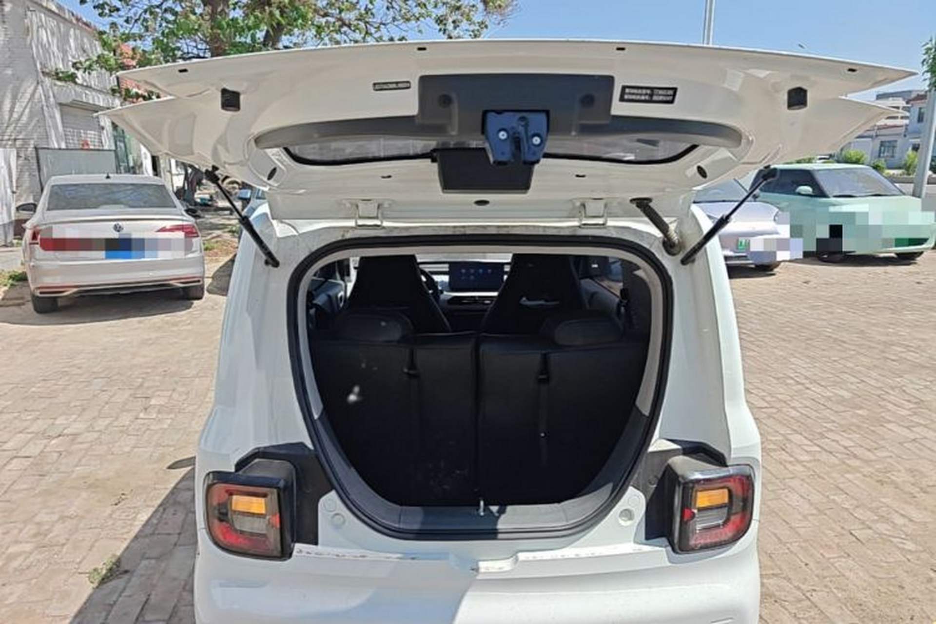 Used Geely Galaxy Panda 2024 Panda Mini 200km Endurance Bear Trunk