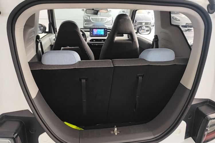 Used Geely Galaxy Panda 2024 Panda Mini 200km Endurance Bear Trunk