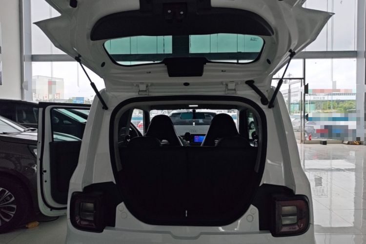 Used Geely Galaxy Panda 2024 Panda Mini 200km Endurance Bear Trunk