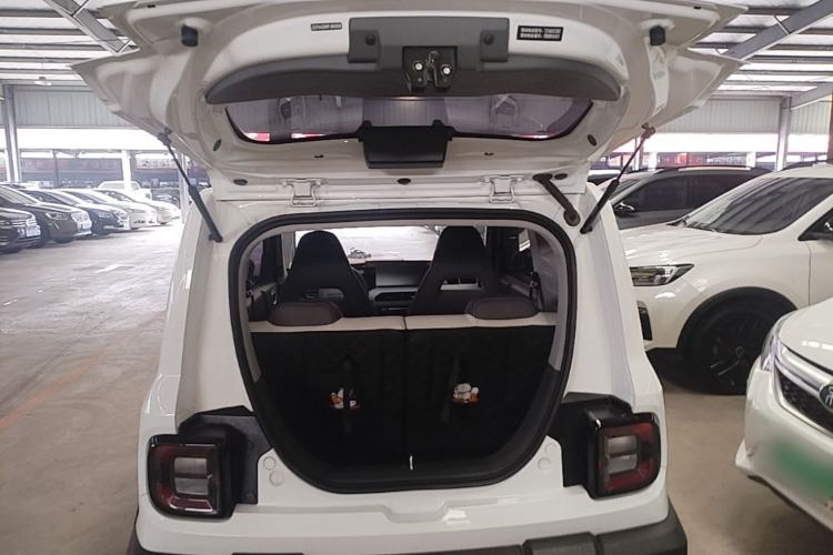 Used Geely Galaxy Panda 2024 200km Panda Rider Trunk