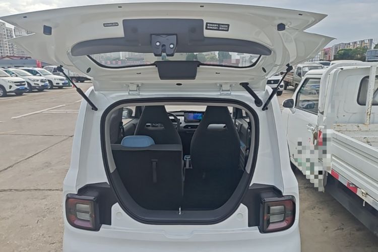 Used Geely Galaxy Panda 2024 Panda Mini 200km Endurance Bear Trunk