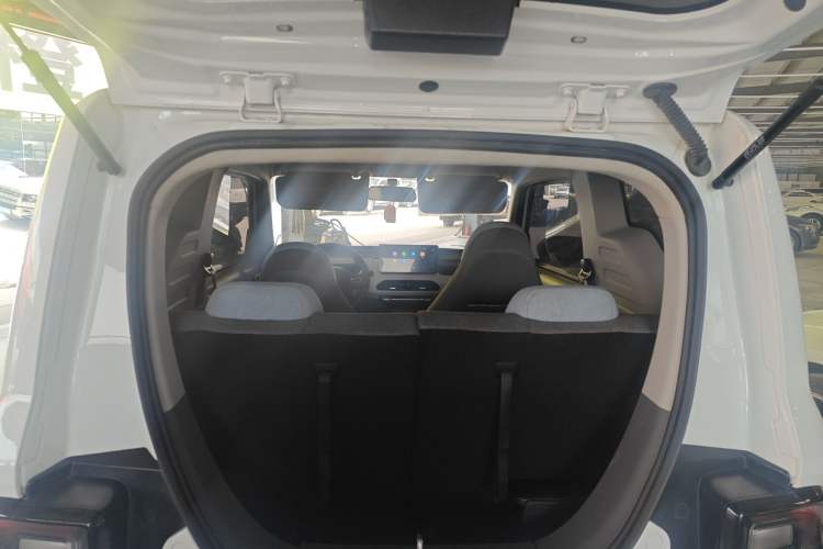 Used Geely Galaxy Panda 2024 Panda Mini 200km Longteng PRO Edition Trunk