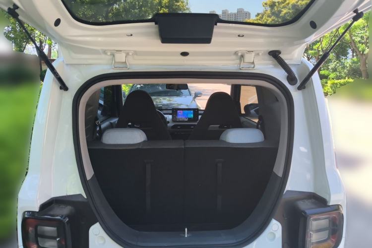 Used Geely Galaxy Panda 2024 Panda Mini 200km Endurance Bear Trunk