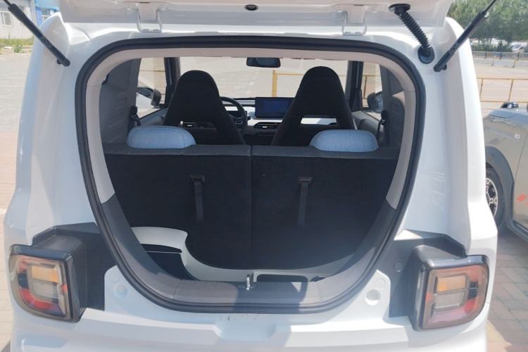 Used Geely Galaxy Panda 2024 Panda Mini 200km Endurance Bear Trunk