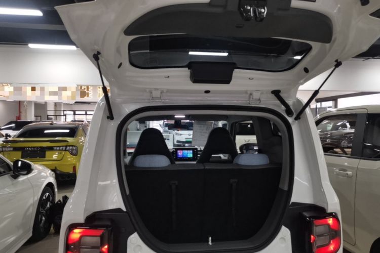 Used Geely Galaxy Panda 2024 Panda Mini 200km Endurance Bear Trunk