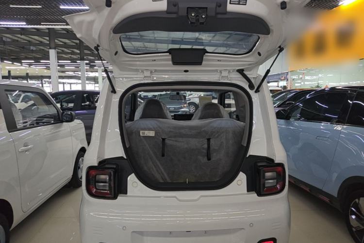 Used Geely Galaxy Panda 2024 Panda Mini 200km Endurance Bear Trunk