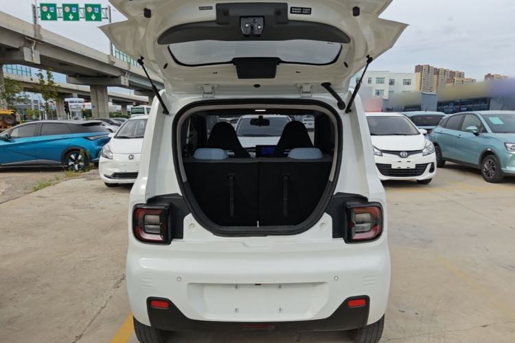 Used Geely Galaxy Panda 2024 Panda Mini 200km Endurance Bear Trunk