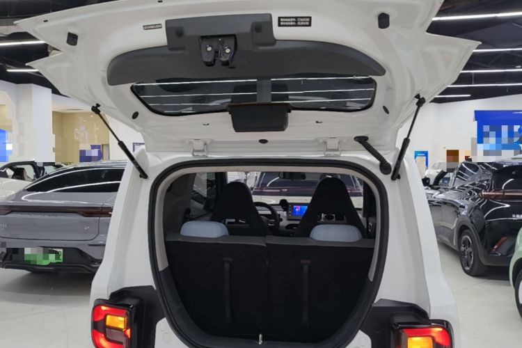 Used Geely Galaxy Panda 2024 Facelifted Panda Mini 200km Dragon Edition Trunk