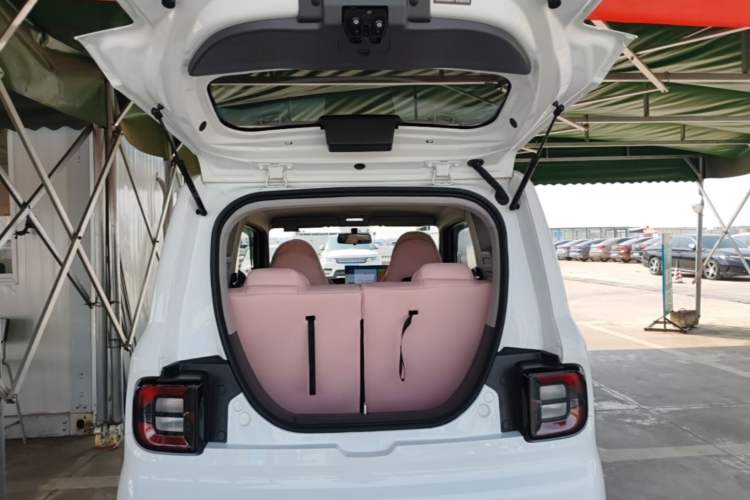 Used Geely Galaxy Panda 2024 Facelifted Panda Mini 200km Dragon Edition Trunk