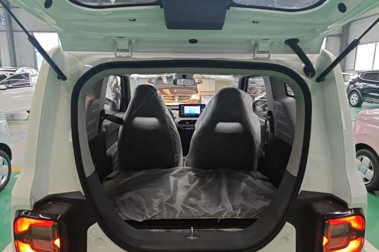 Used Geely Galaxy Panda 2024 Panda Mini 200km Longteng PRO Edition Trunk