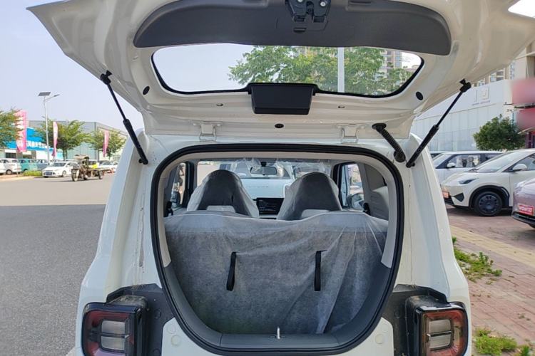 Used Geely Galaxy Panda 2024 Panda Mini 200km Endurance Bear Trunk