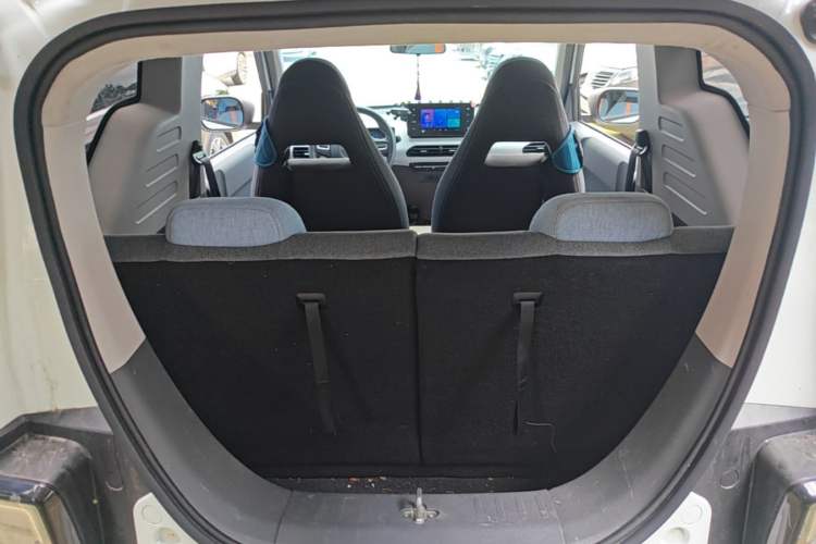 Used Geely Galaxy Panda 2024 Panda Mini 200km Endurance Bear Trunk