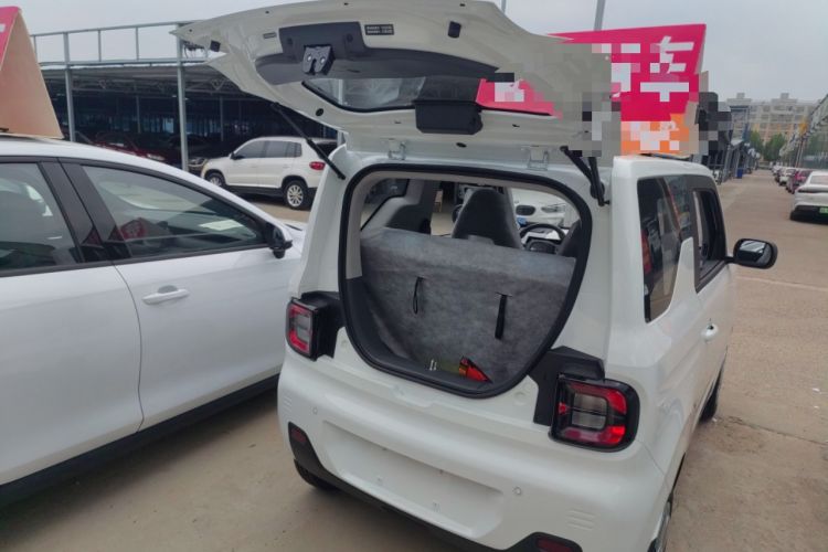 Used Geely Galaxy Panda 2024 Panda Mini 200km Endurance Bear Trunk