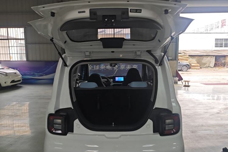 Used Geely Galaxy Panda 2024 Panda Mini 200km Endurance Bear Trunk