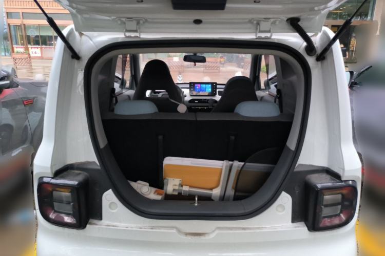 Used Geely Galaxy Panda 2024 Panda Mini 200km Endurance Bear Trunk