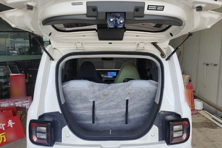 Used Geely Galaxy Panda 2024 Panda Mini 200km Endurance Bear Trunk