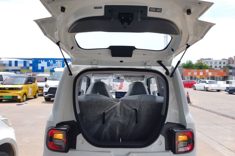 Used Geely Galaxy Panda 2024 Panda Mini 200km Endurance Bear Trunk