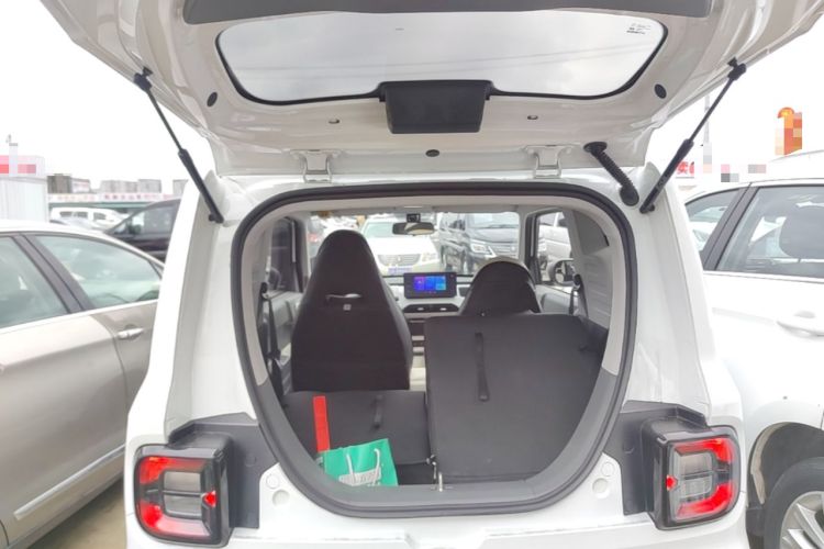 Used Geely Galaxy Panda 2024 Panda Mini 200km Endurance Bear Trunk