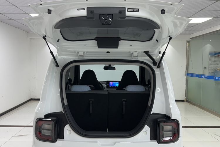 Used Geely Galaxy Panda 2024 Panda Mini 200km Endurance Bear Trunk