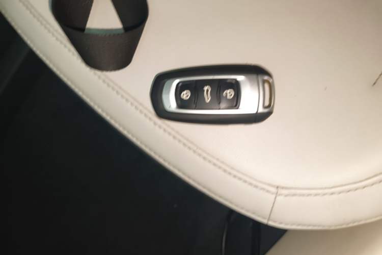 Used Geely Galaxy Panda 2024 200km Panda Rider Vehicle Key