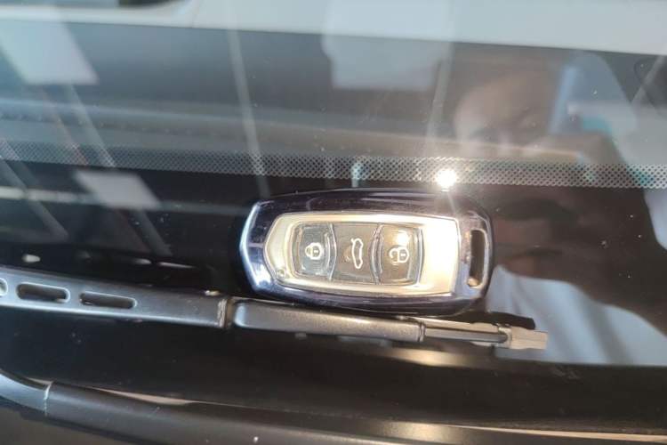 Used Geely Galaxy Panda 2024 Panda Mini 200km Endurance Bear Vehicle Key