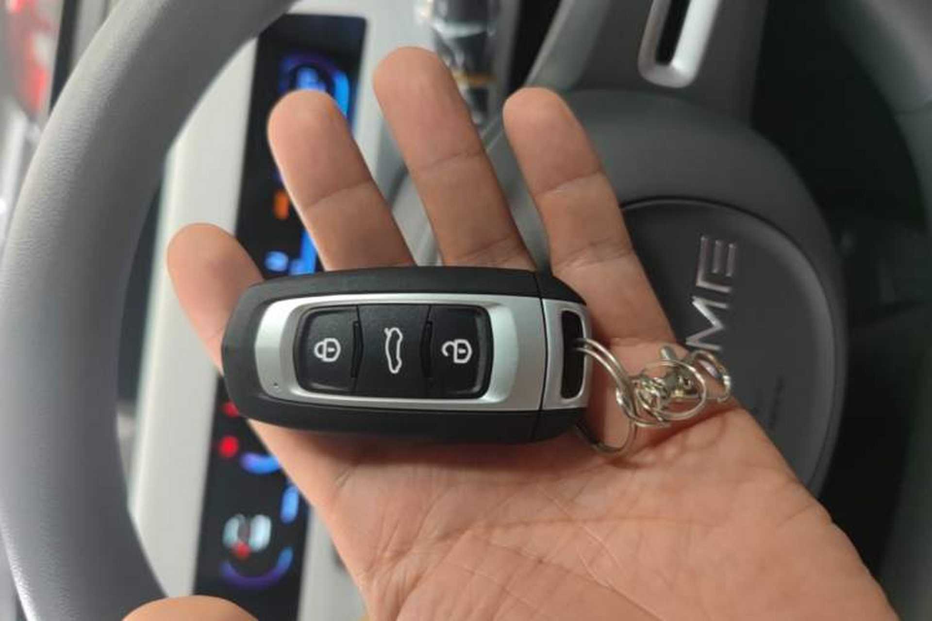 Used Geely Galaxy Panda 2024 Panda Mini 200km Endurance Bear Vehicle Key