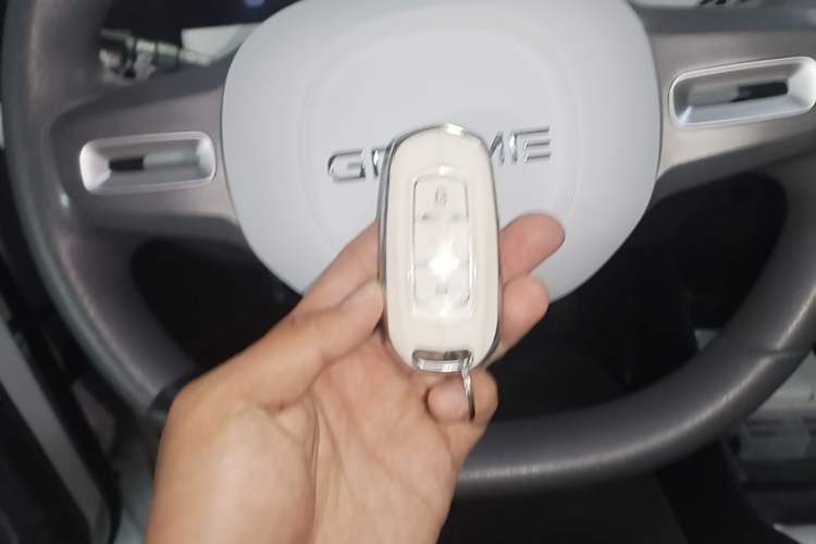 Used Geely Galaxy Panda 2024 200km Panda Rider Vehicle Key