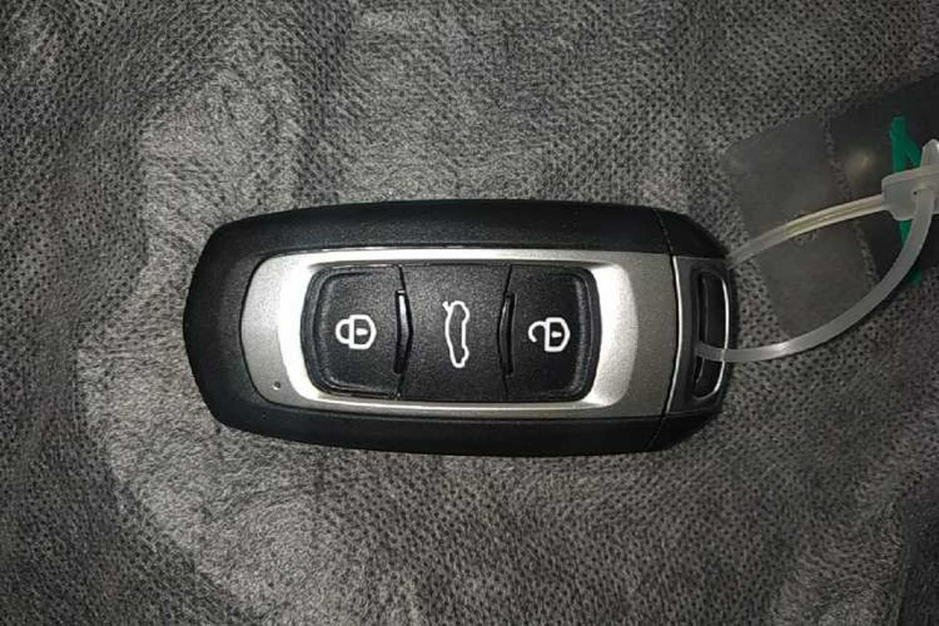 Used Geely Galaxy Panda 2024 Panda Mini 200km Endurance Bear Vehicle Key