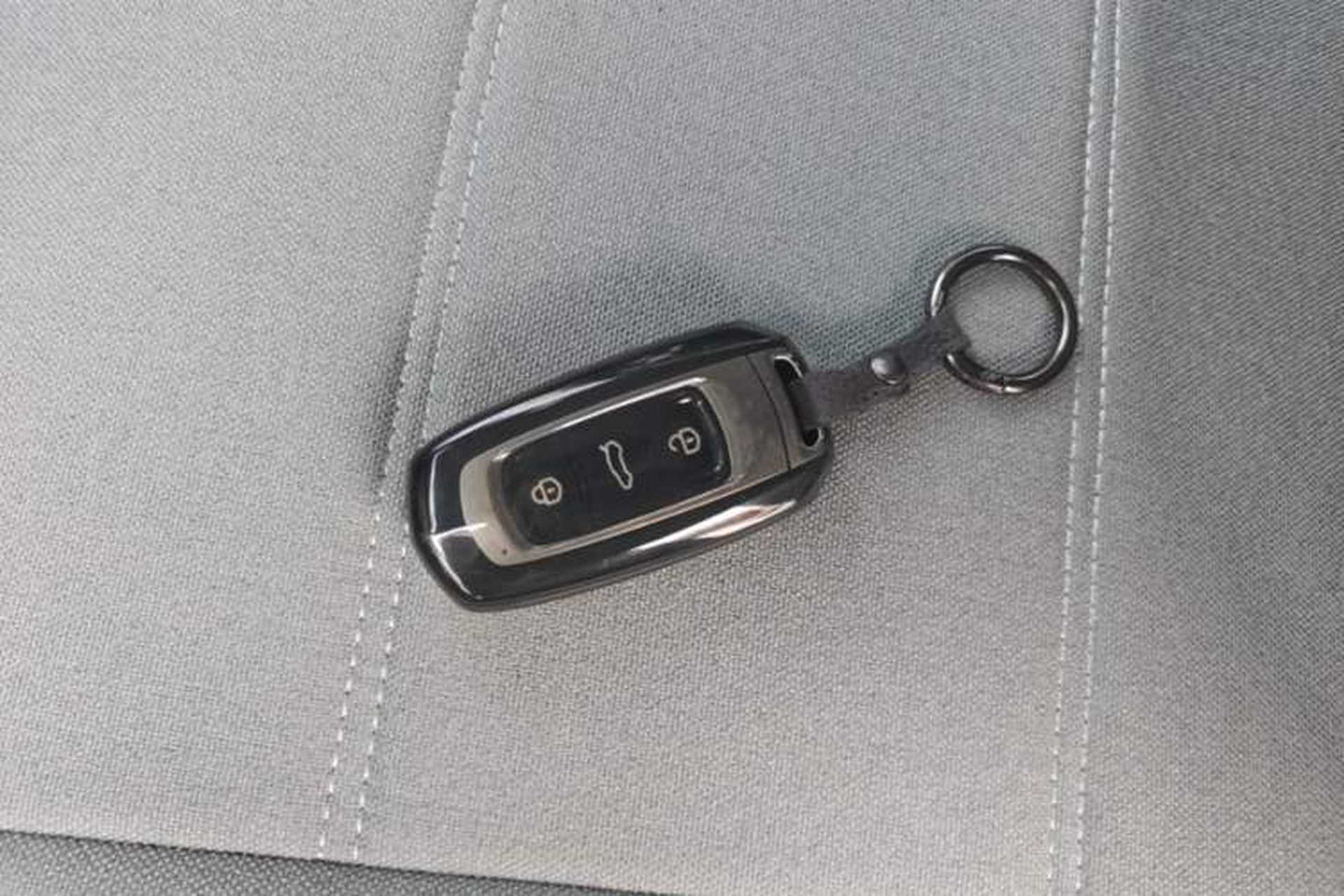 Used Geely Galaxy Panda 2024 Panda Mini 200km Dragon Edition Vehicle Key