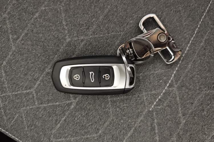 Used Geely Galaxy Panda 2024 Panda Mini 200km Endurance Bear Vehicle Key
