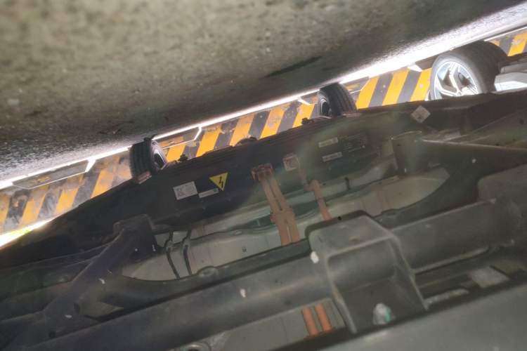 Used Geely Galaxy Panda 2024 200km Panda Rider Chassis Front