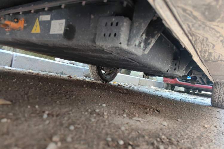Used Geely Galaxy Panda 2024 200km Panda Rider Chassis Front Left