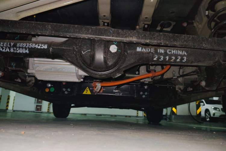 Used Geely Galaxy Panda 2024 200km Panda Rider Chassis Rear
