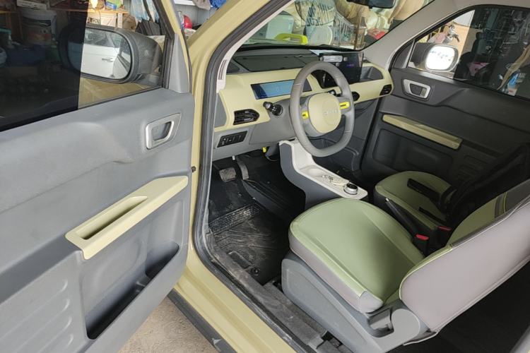 Used Geely Galaxy Panda 2024 200km Panda Rider Driver Seat