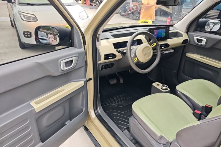 Used Geely Galaxy Panda 2024 200km Panda Rider Driver Seat