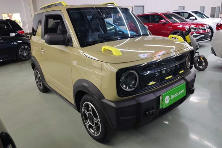 Used Geely Galaxy Panda 2024 200km Panda Rider Front Right 45 Deg