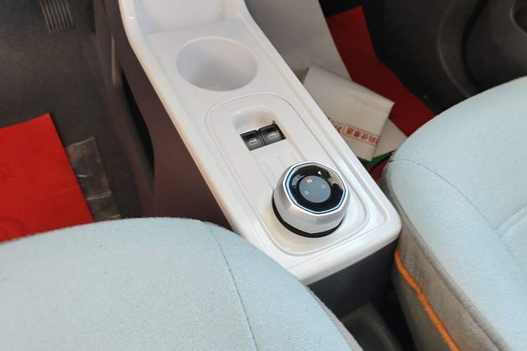 Used Geely Galaxy Panda 2024 200km Panda Rider Gear Lever