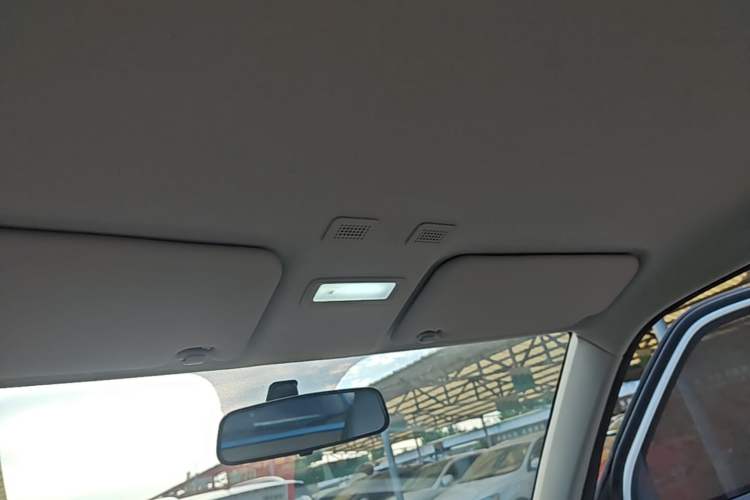 Used Geely Galaxy Panda 2024 Panda Mini 200km Endurance Bear Headliner