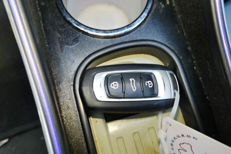 Used Geely Galaxy Panda 2024 200km Panda Rider Interior 1