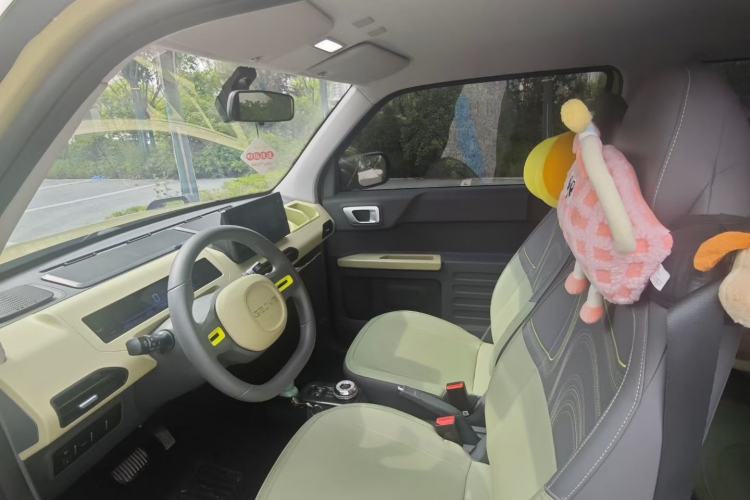 Used Geely Galaxy Panda 2024 200km Panda Rider Interior 1