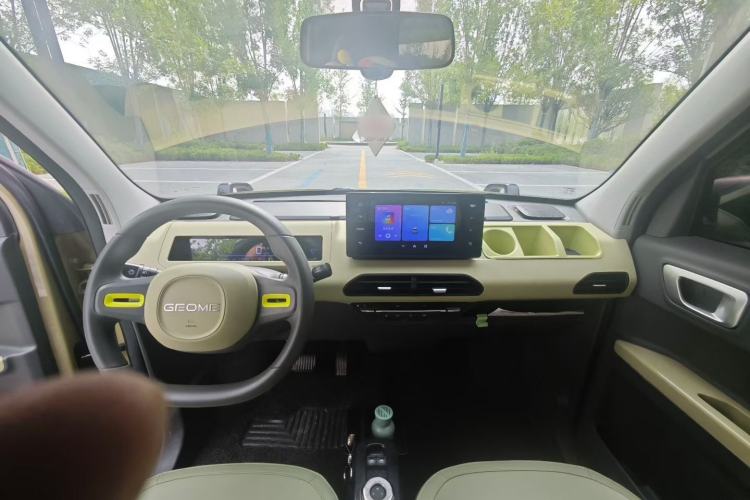 Used Geely Galaxy Panda 2024 200km Panda Rider Interior 3