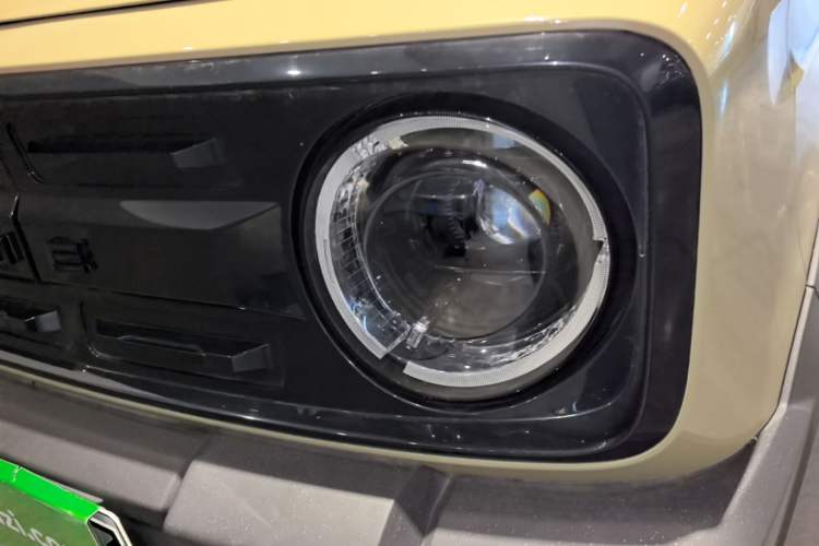 Used Geely Galaxy Panda 2024 200km Panda Rider Left Front Headlight