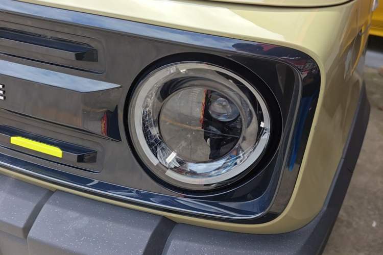 Used Geely Galaxy Panda 2024 200km Panda Rider Left Front Headlight