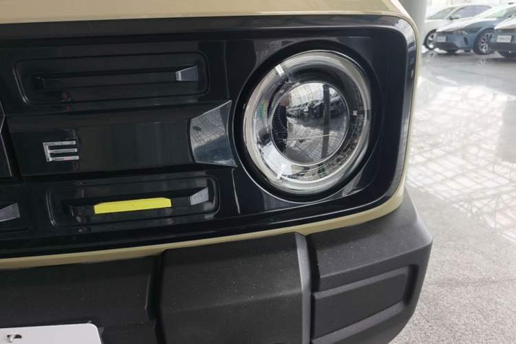 Used Geely Galaxy Panda 2024 200km Panda Rider Left Front Headlight
