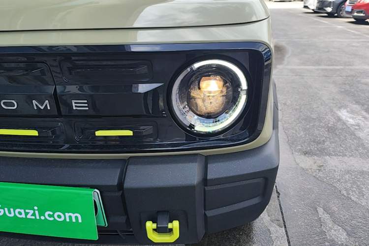 Used Geely Galaxy Panda 2024 200km Panda Rider Left Front Headlight