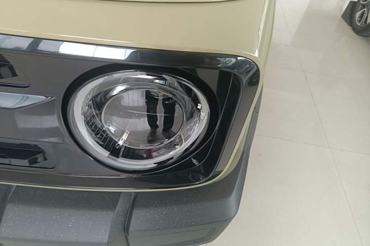Used Geely Galaxy Panda 2024 200km Panda Rider Left Front Headlight