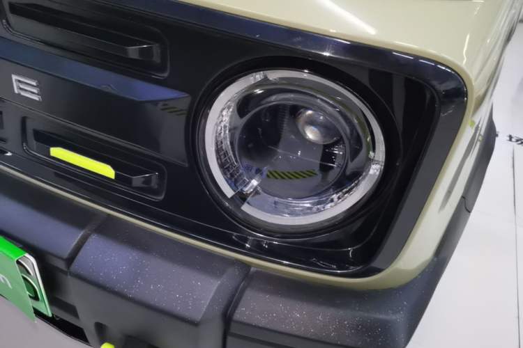 Used Geely Galaxy Panda 2024 200km Panda Rider Left Front Headlight