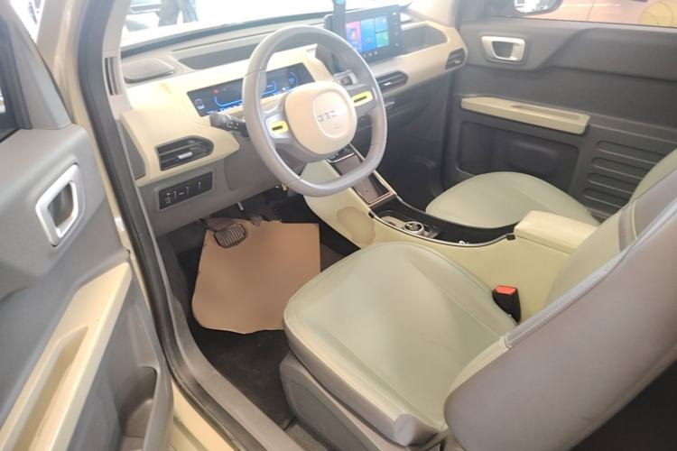 Used Geely Galaxy Panda 2024 200km Panda Rider Left Front Seat