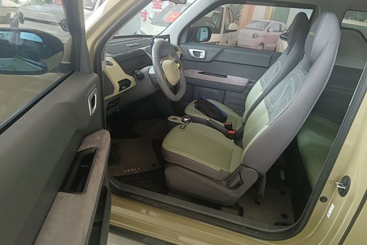 Used Geely Galaxy Panda 2024 200km Panda Rider Left Front Seat